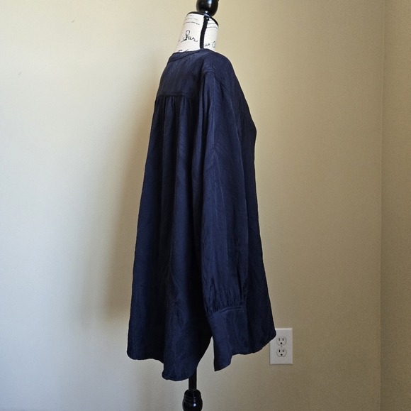 Autograph blouse navy blue textured button front womens 24 - Picture 3 of 11